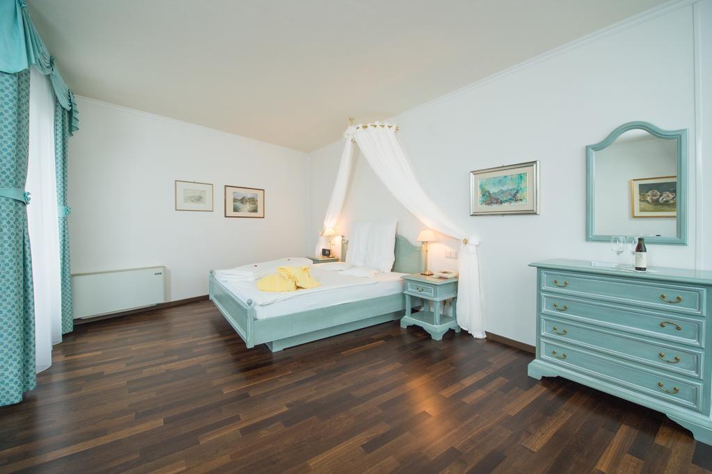 Seegarten Caldaro Room photo